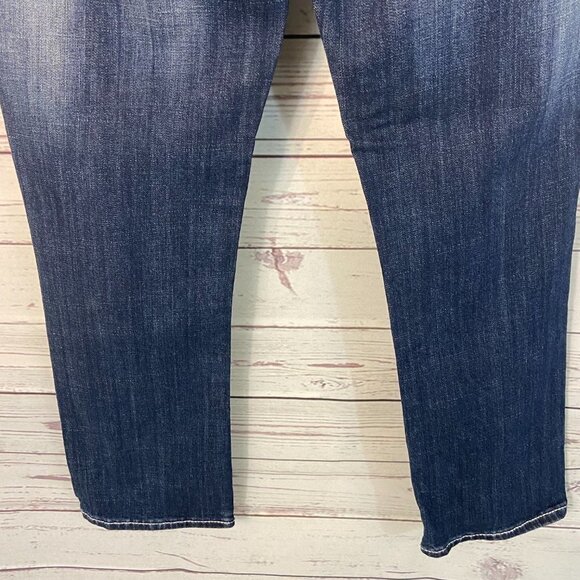 Vigoss The New York Capri Jeans Women's Size 6 (30 x 25) Mid Rise Embellished - Picture 5 of 15